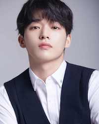 オク・ジヌクの画像