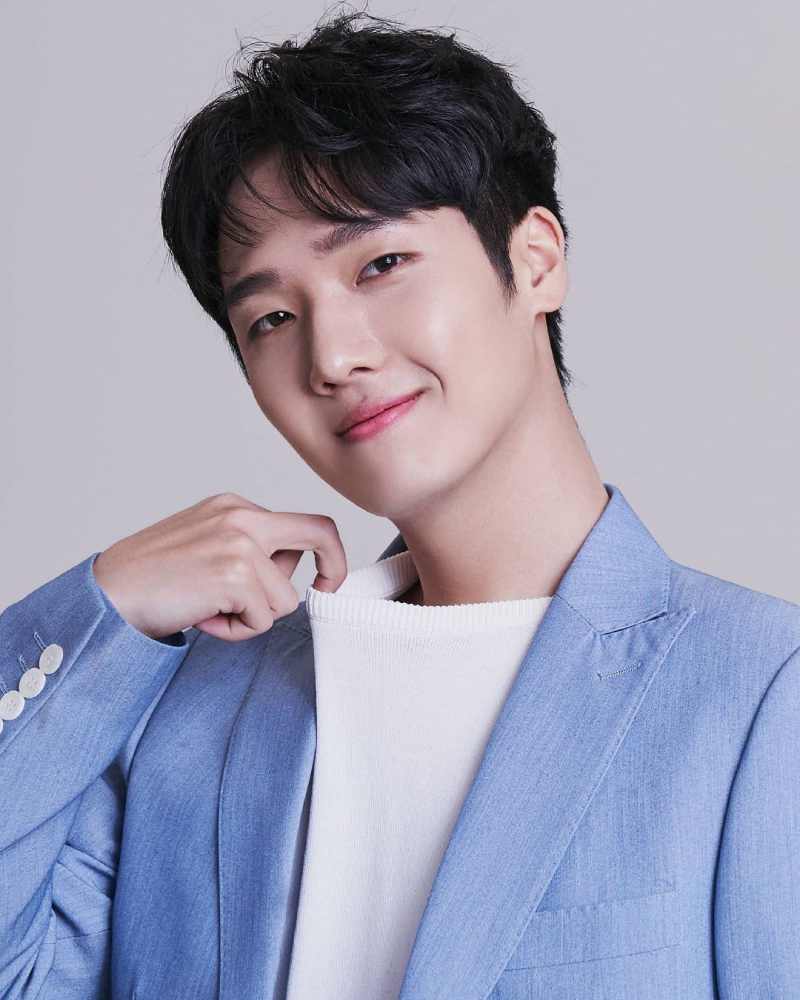 カン・イソクの画像