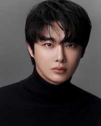 カン・ヒの画像