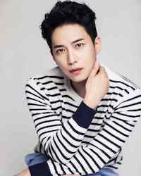 キム・ウォンジュンの画像
