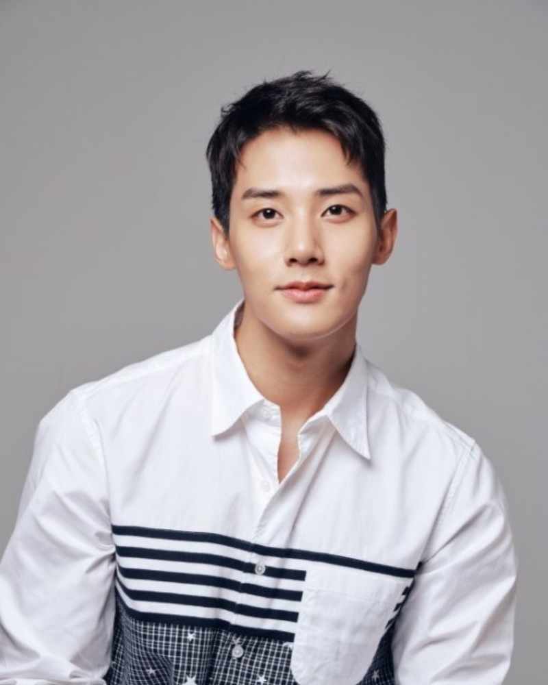 キム・ウクの画像