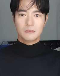 キム・ジワンの画像