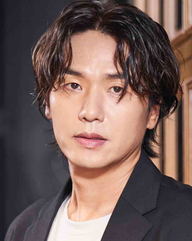 キム・テフンの画像