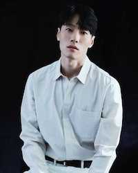 キム・ドンウォンの画像