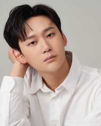 クォン・スヒョンの画像