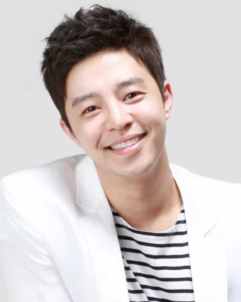 クム・ホソクの画像