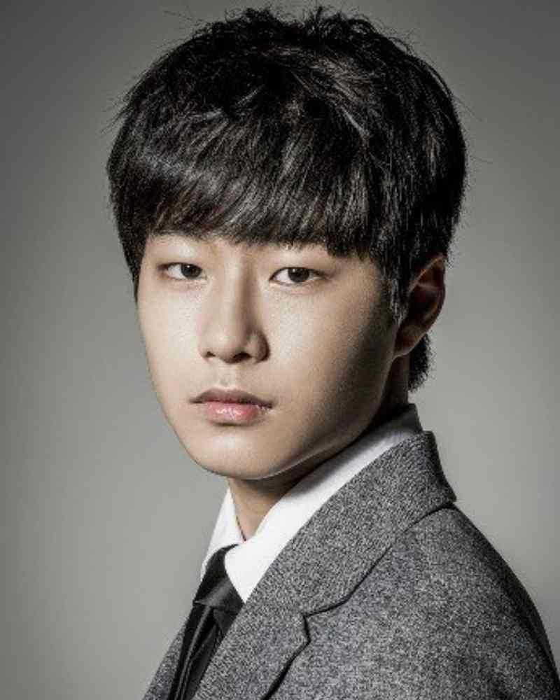 シン・ギジュンの画像