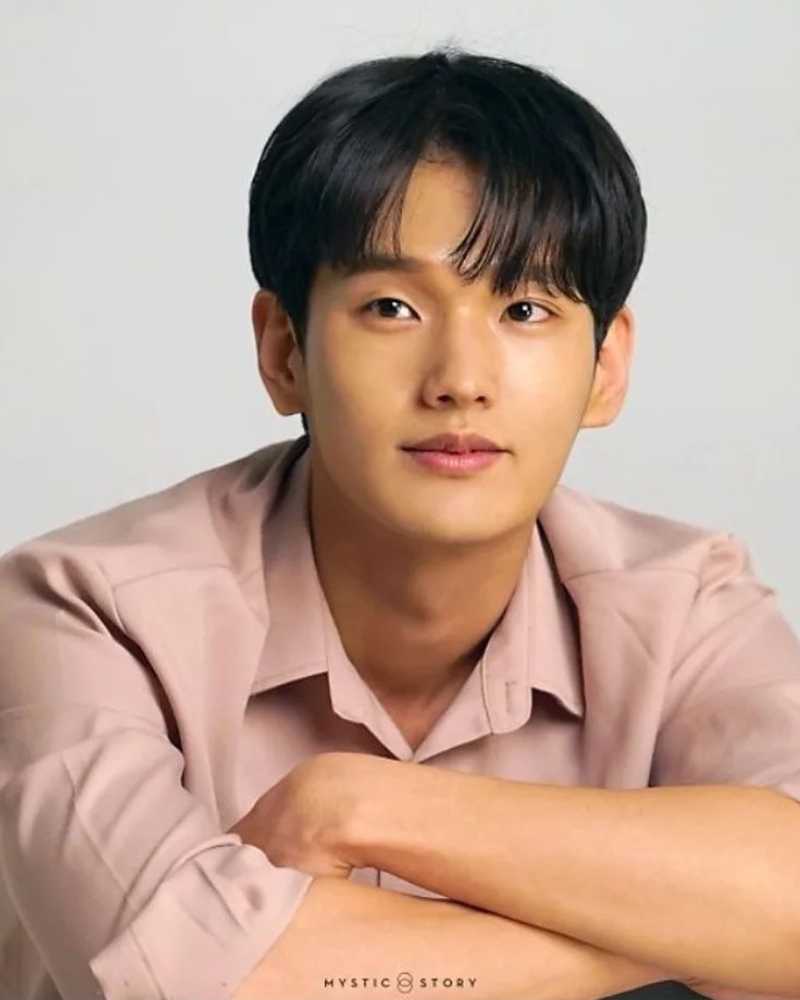 シン・ジェフィの画像