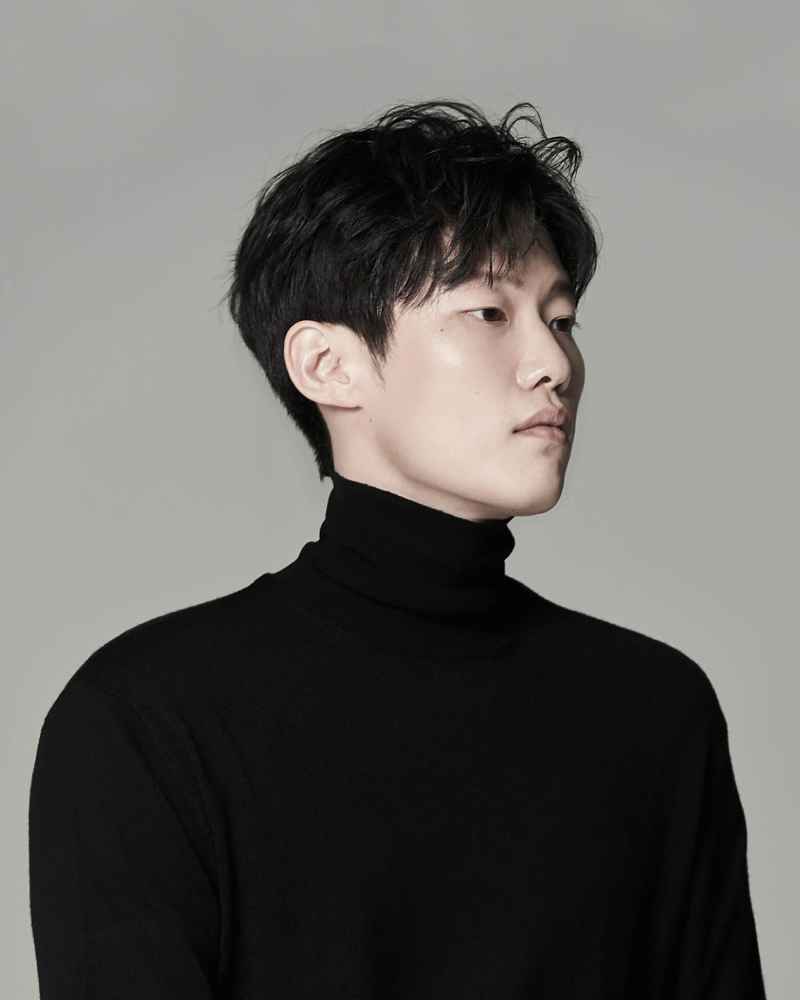 シン・ジュファンの画像