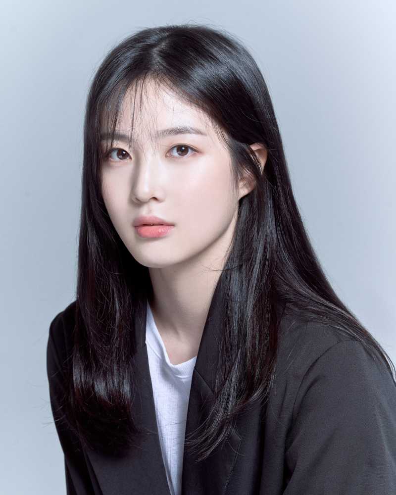 シン・ソヒョン（2003年生）の画像