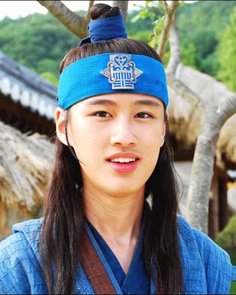 シン・テフンの画像