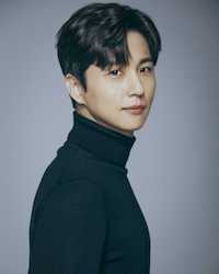 シン・ドンウクの画像