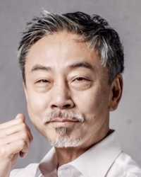 シン・ヒョンジョンの画像