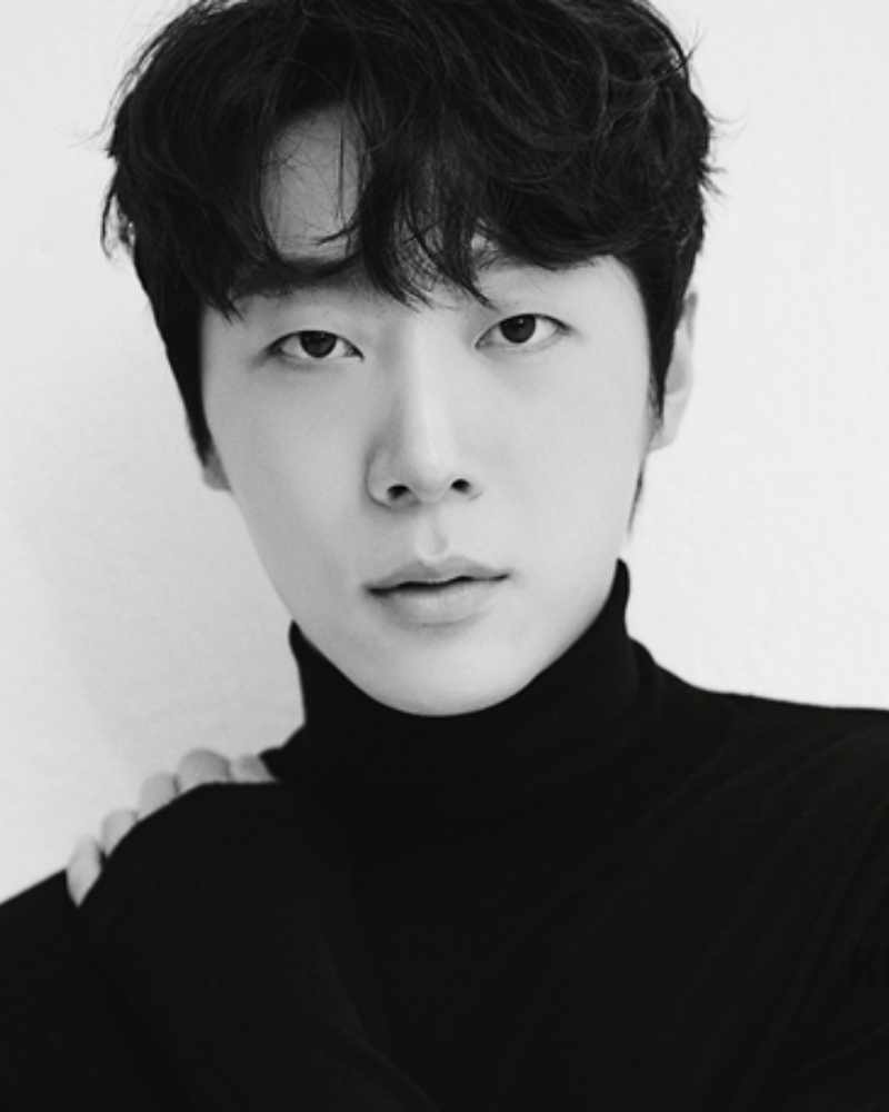 シン・ヒョンスの画像