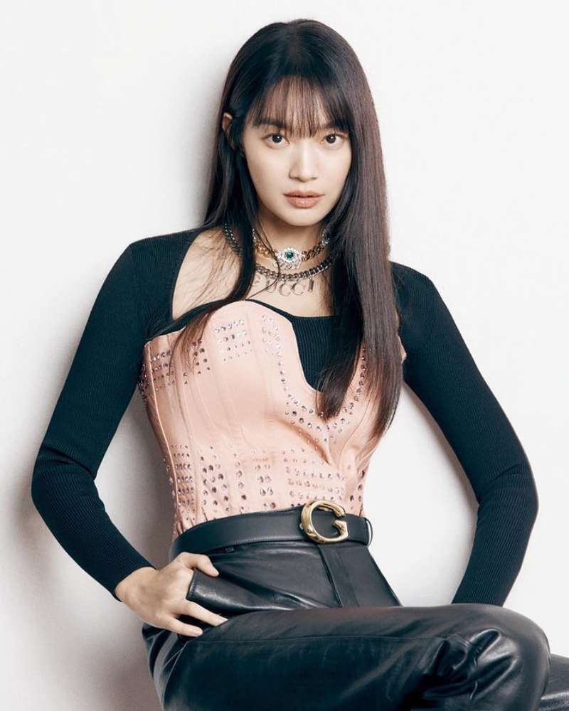 シン・ミナの画像