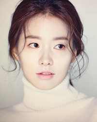 イ・シアの画像