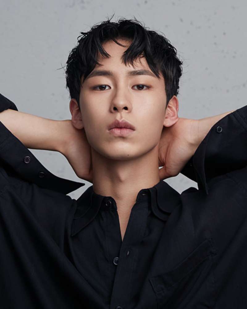 イ・ジェウク（1998年生）の画像