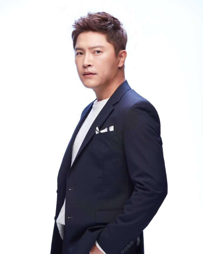 アン・ジェモの画像