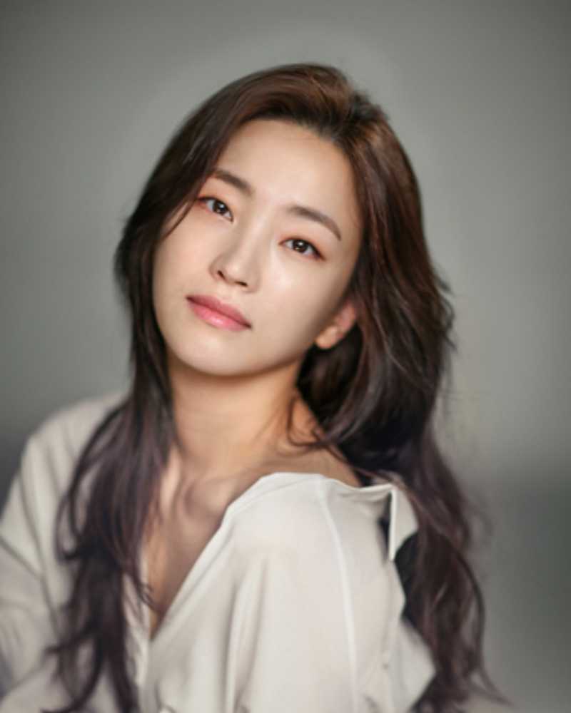 チ・イスの画像