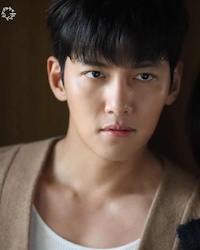 チ・チャンウクの画像