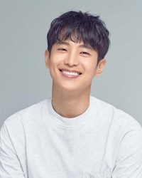 チェ・ウンの画像