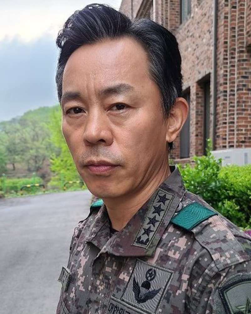 チェ・ドクムンの画像