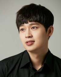 イ・ジュンムンの画像