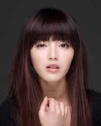 チェ・ヨンシンの画像