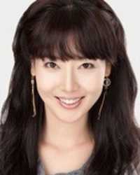 チャン・ウンビの画像