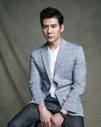 チャン・ジュナクの画像