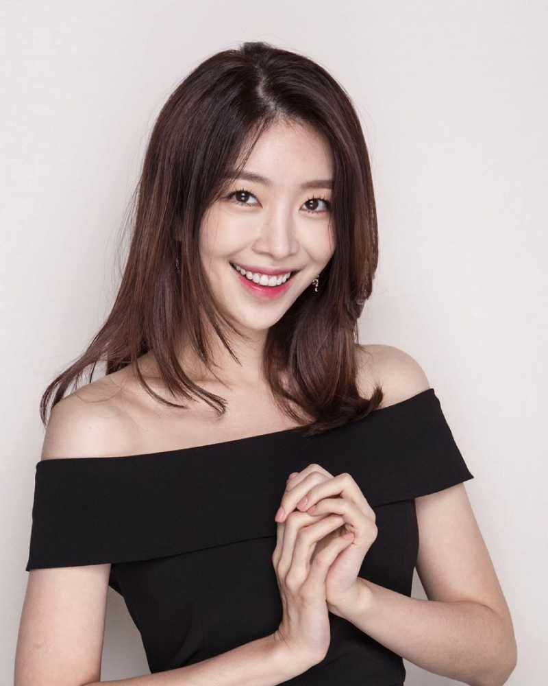 チャン・ジュニュの画像