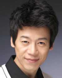 チャン・ジュノの画像