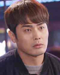 イ・ジョンスの画像