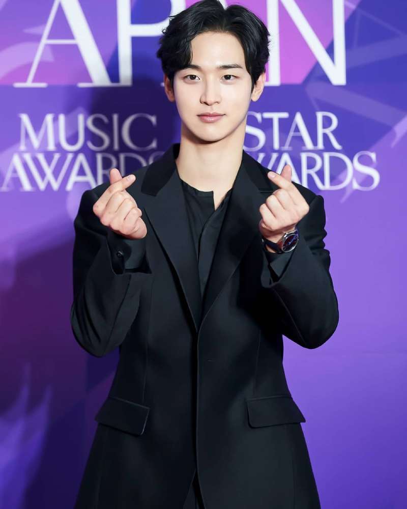 チャン・ドンユンの画像