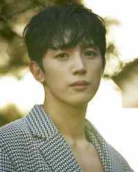 チャン・ミグァンの画像