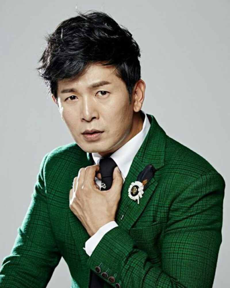 イ・ジョンパクの画像