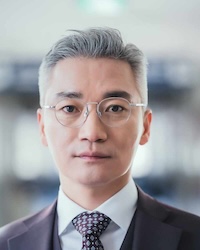 チョ・ジェユンの画像