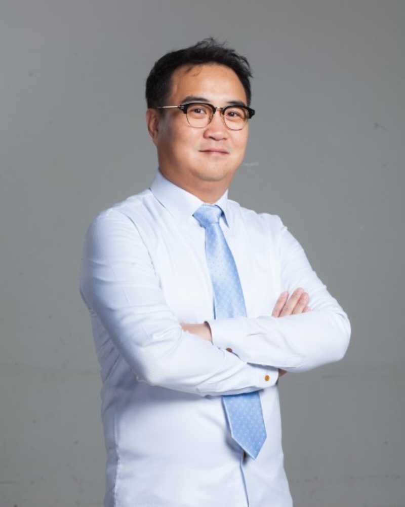 チョン・ジスンの画像