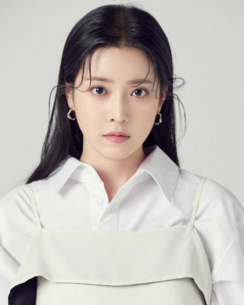 チョン・シネの画像