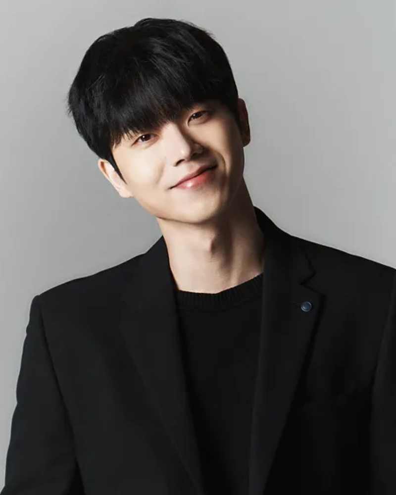 チョン・ソンウの画像