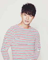 チョン・テスの画像