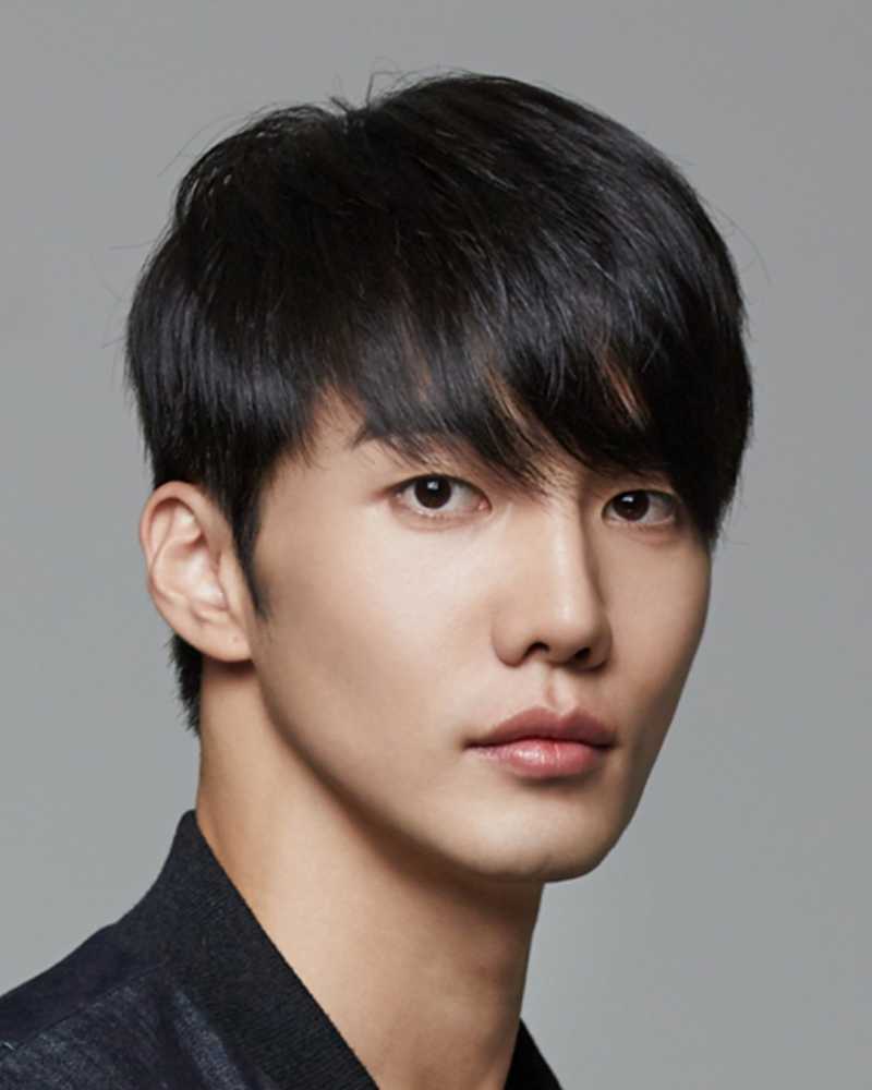 チン・ヒョクの画像