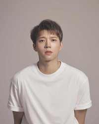 ナム・ウヒョン（INFINITE）の画像