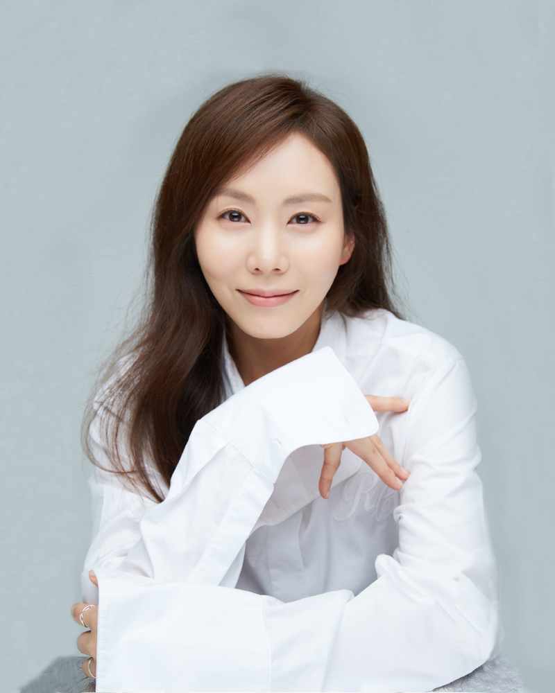 パク・イェジンの画像