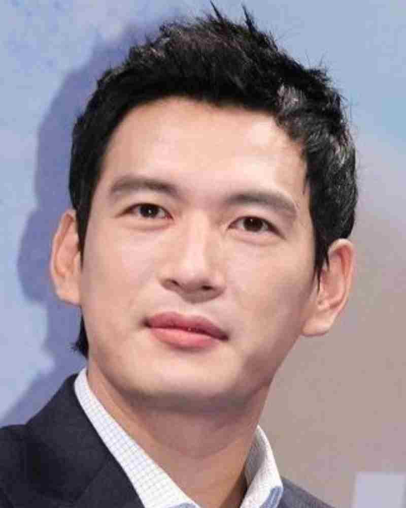 パク・ジョンチョルの画像