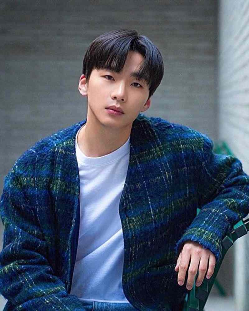 パク・ソンジュン（1992年生）の画像