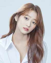 ペ・ヌリの画像