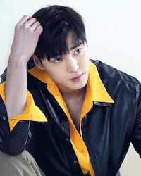 イ・テファンの画像