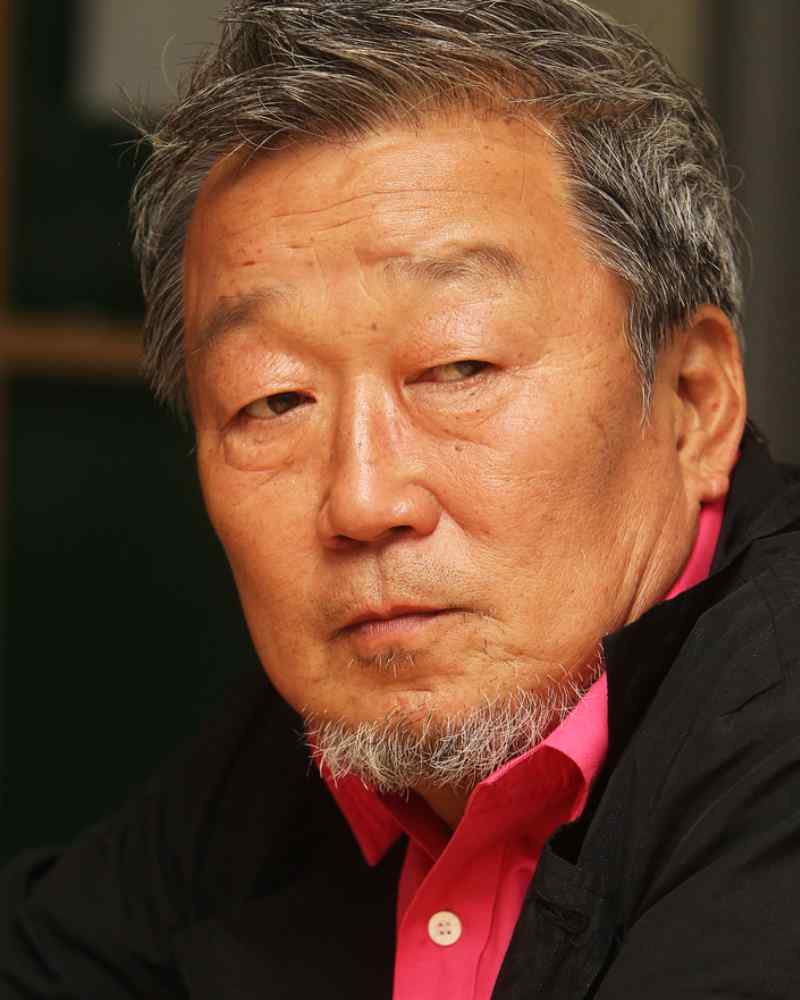 ミョン・ゲナムの画像