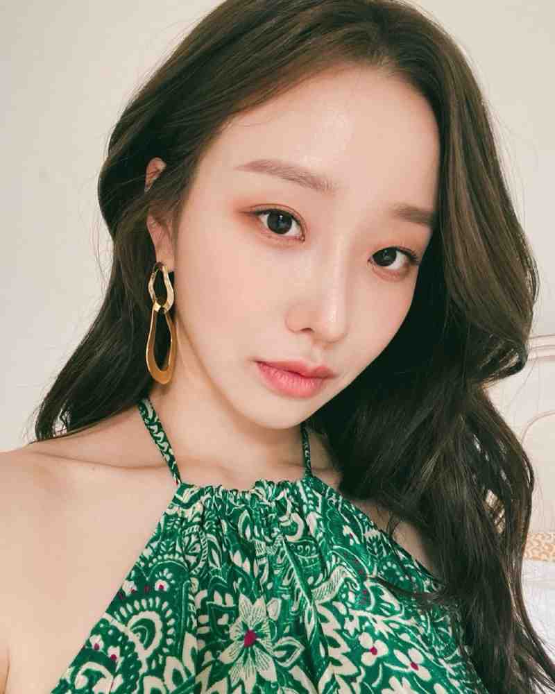 ムン・イェウォンの画像